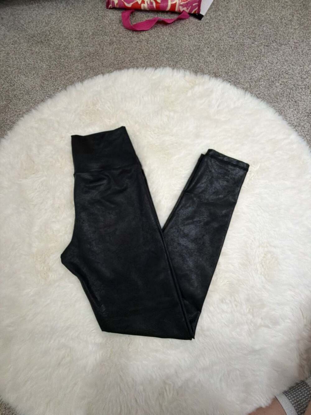 Offline By Aerie Hugger Crackle Crossover Legging in Black, Size Medium